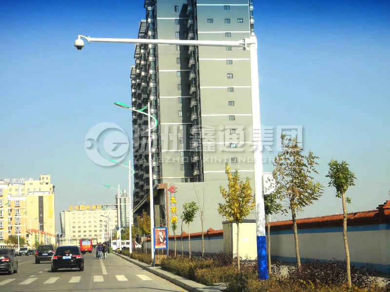 DJG-016,電子警察桿，八棱球機(jī)桿