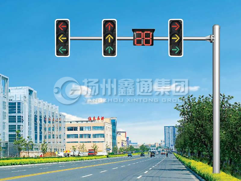 XHDG-012，L型等徑單臂信號(hào)燈桿